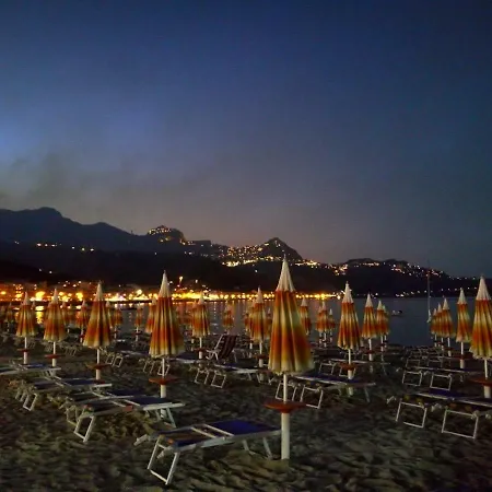 Relax House 度假居 *